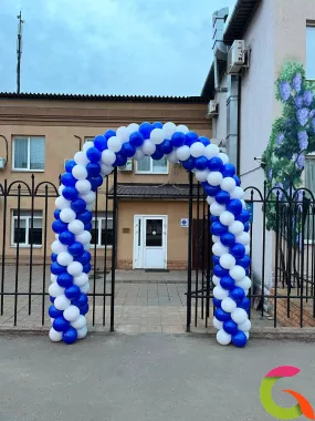 Гирлянда на входную зону в виде арки