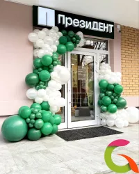 Оформление входной группы с композицией