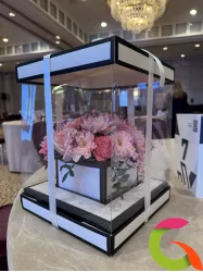 Цветочная композиция в коробке на мероприятие