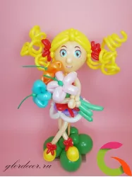 Фигура из шаров Девочка с цветами №2