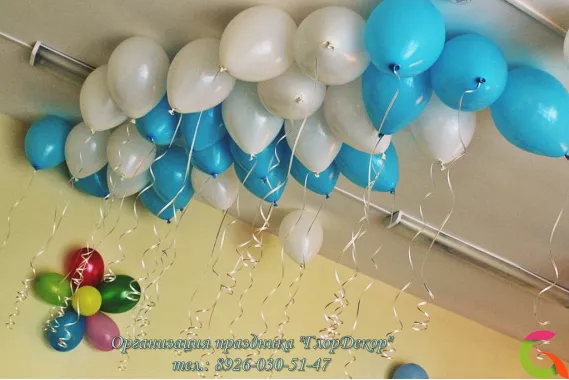 Оформление группы воздушными шарами
