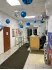 Декор офиса к 23 февраля воздушными шарами триколор