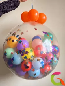 Шар сюрприз с маленькими шариками и конфетти внутри