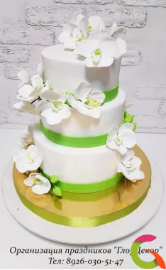 Свадебный торт в зеленом стиле
